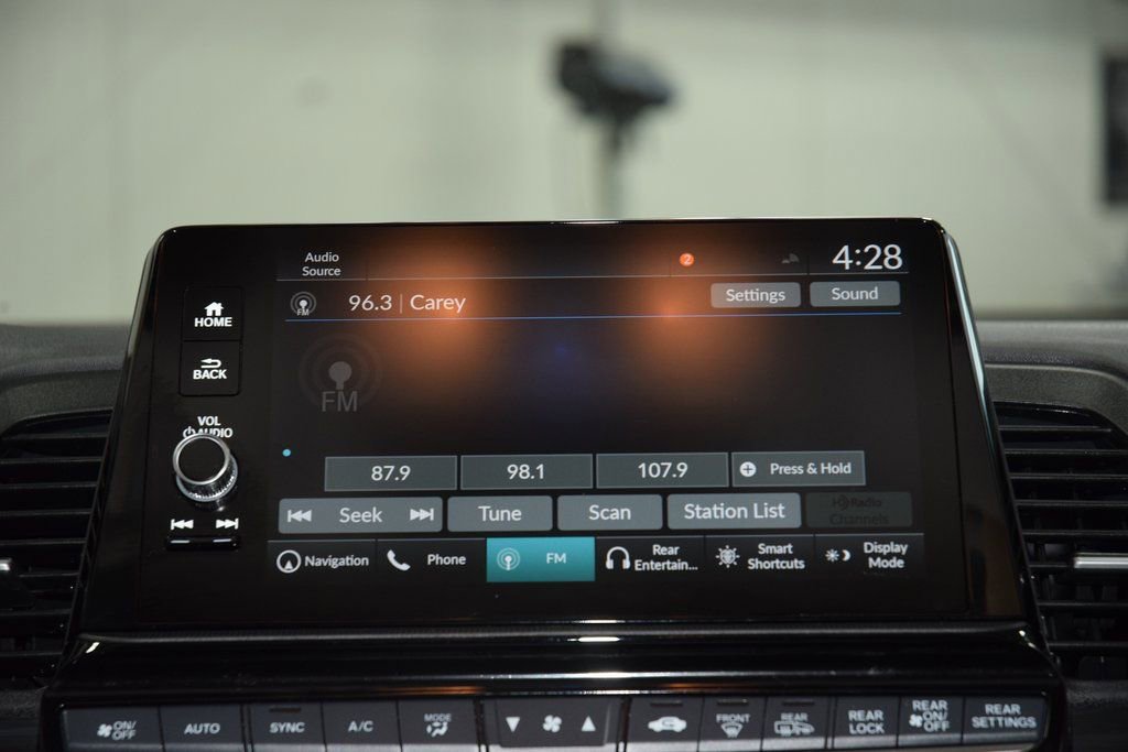 Used 2025 Honda Odyssey Elite image 30