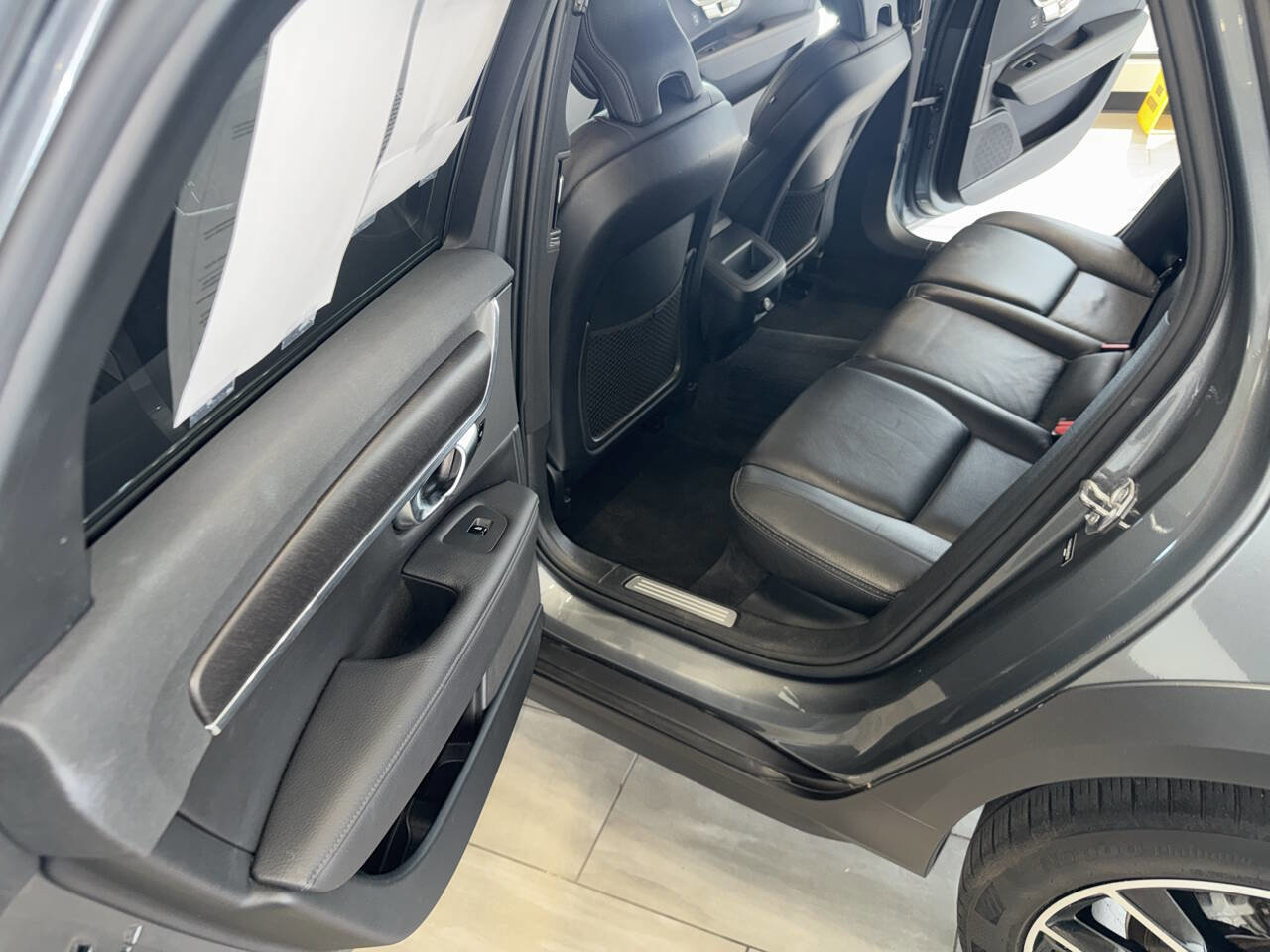 Used 2020 Volvo V90 T6 Cross Country AWD/4WD image 25