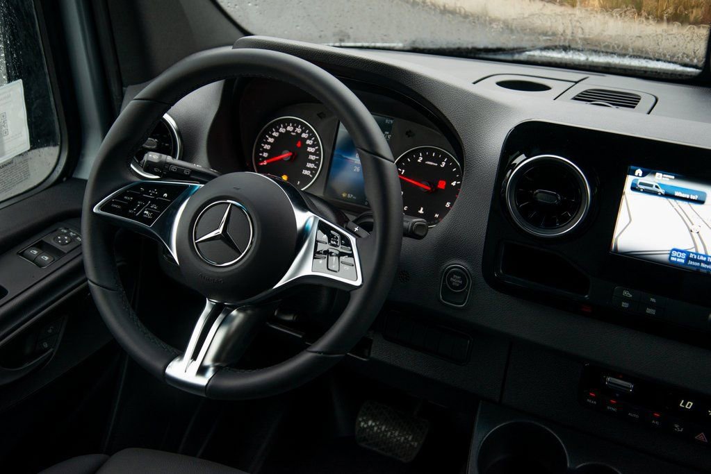 New 2025 Mercedes-Benz Sprinter 2500 image 17
