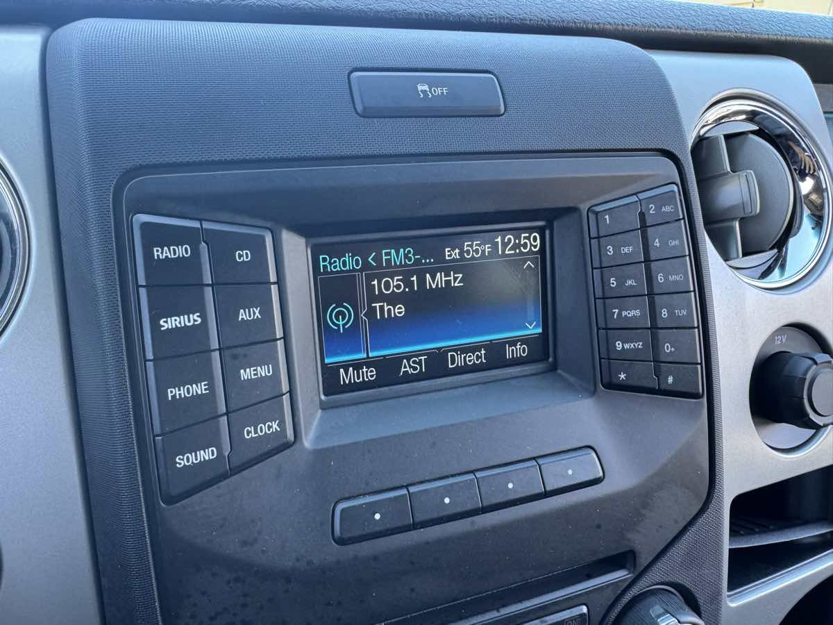 Used 2014 Ford F150 XLT w/ Equipment Group 302A Luxury RWD image 27