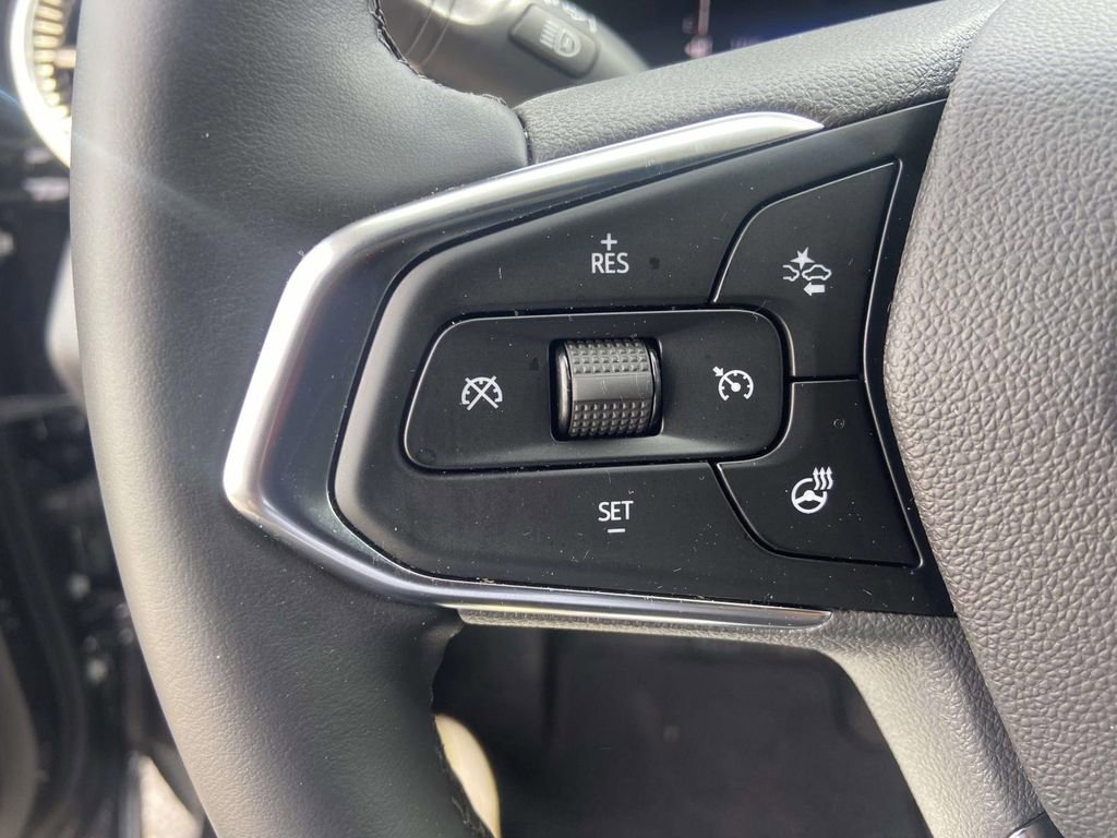 Used 2025 Chevrolet Trax ACTIV w/ Driver Confidence Package image 33