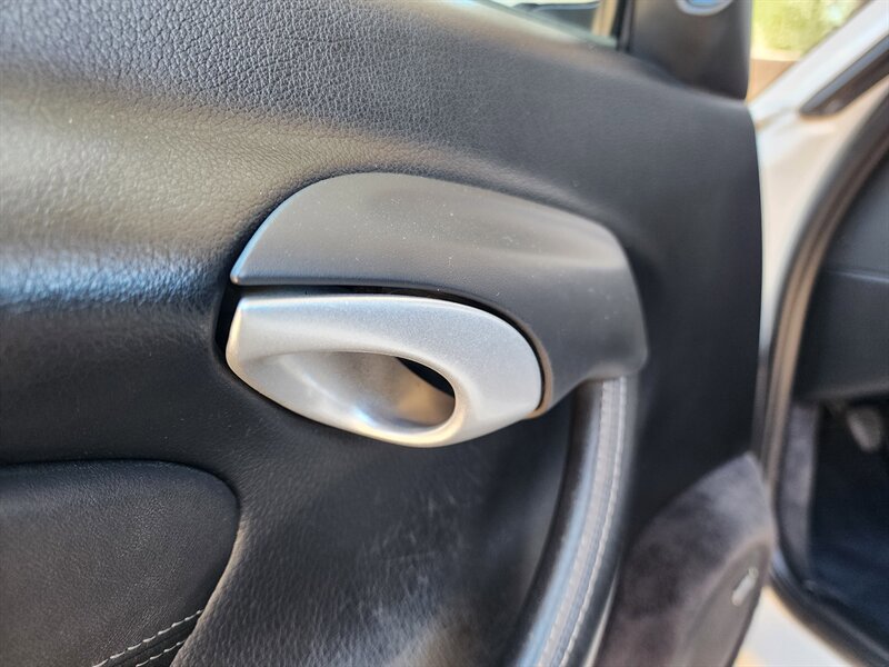 Used 2003 Porsche Boxster RWD image 30