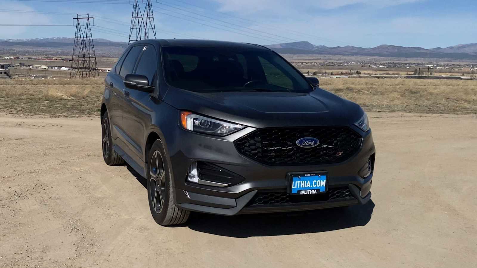 Used 2019 Ford Edge ST image 3