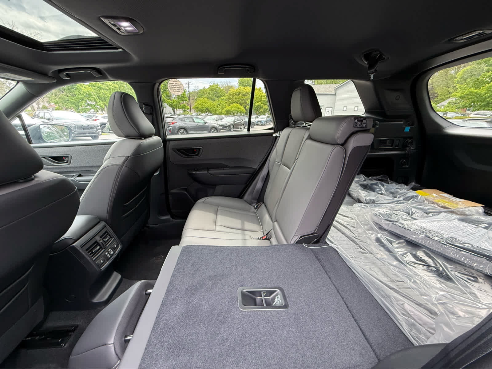 New 2026 Subaru Outback Limited w/ Premium/Limited Plus Package AWD/4WD image 24