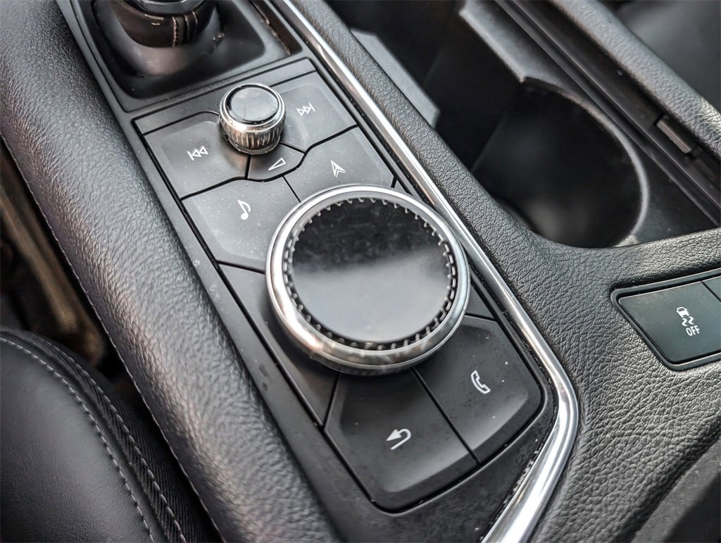 Used 2022 Cadillac XT5 Sportv w/ LPO, ONYX Package image 30