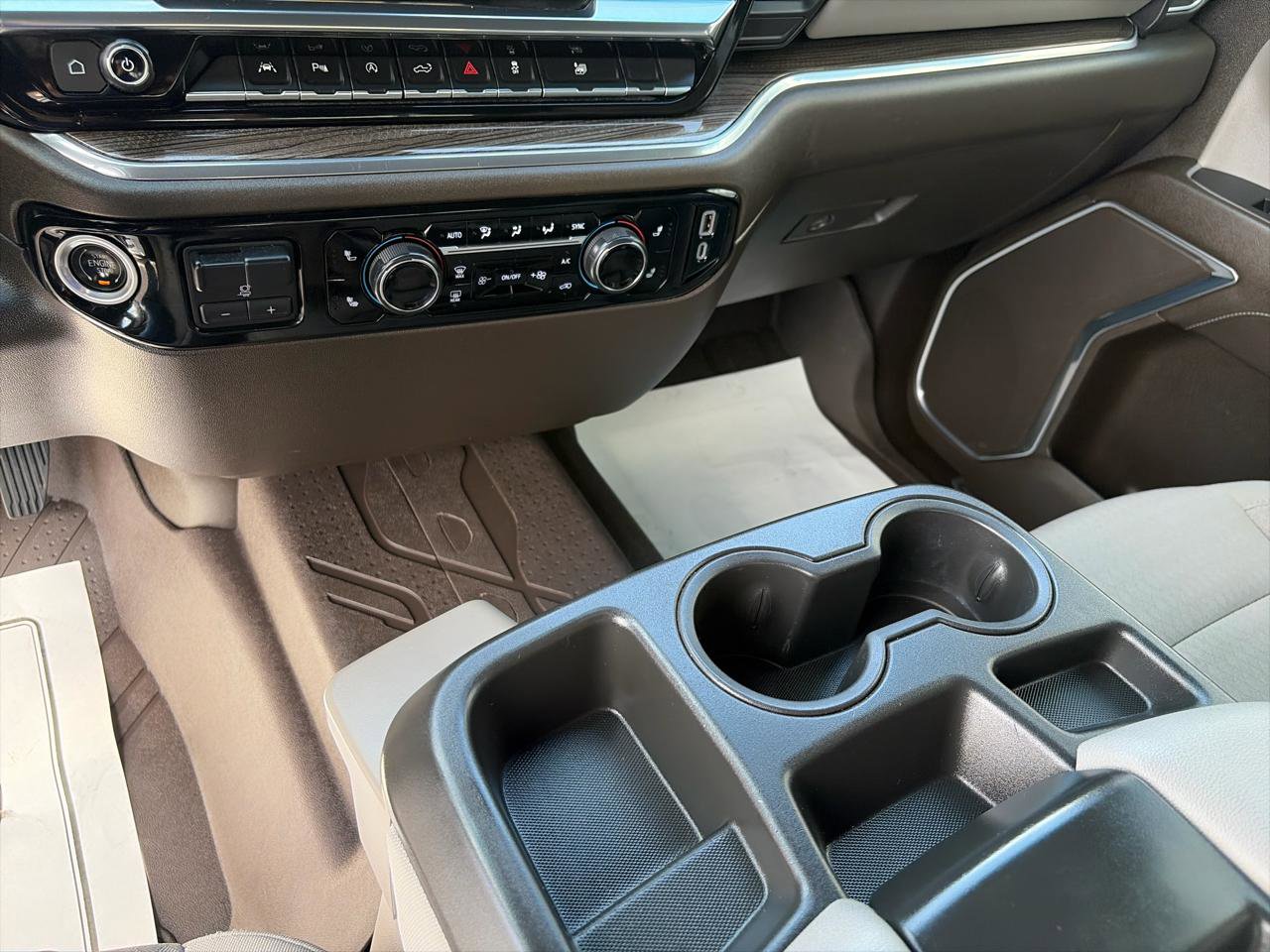 Used 2023 Chevrolet Silverado 1500 LT w/ Max Trailering Package image 12