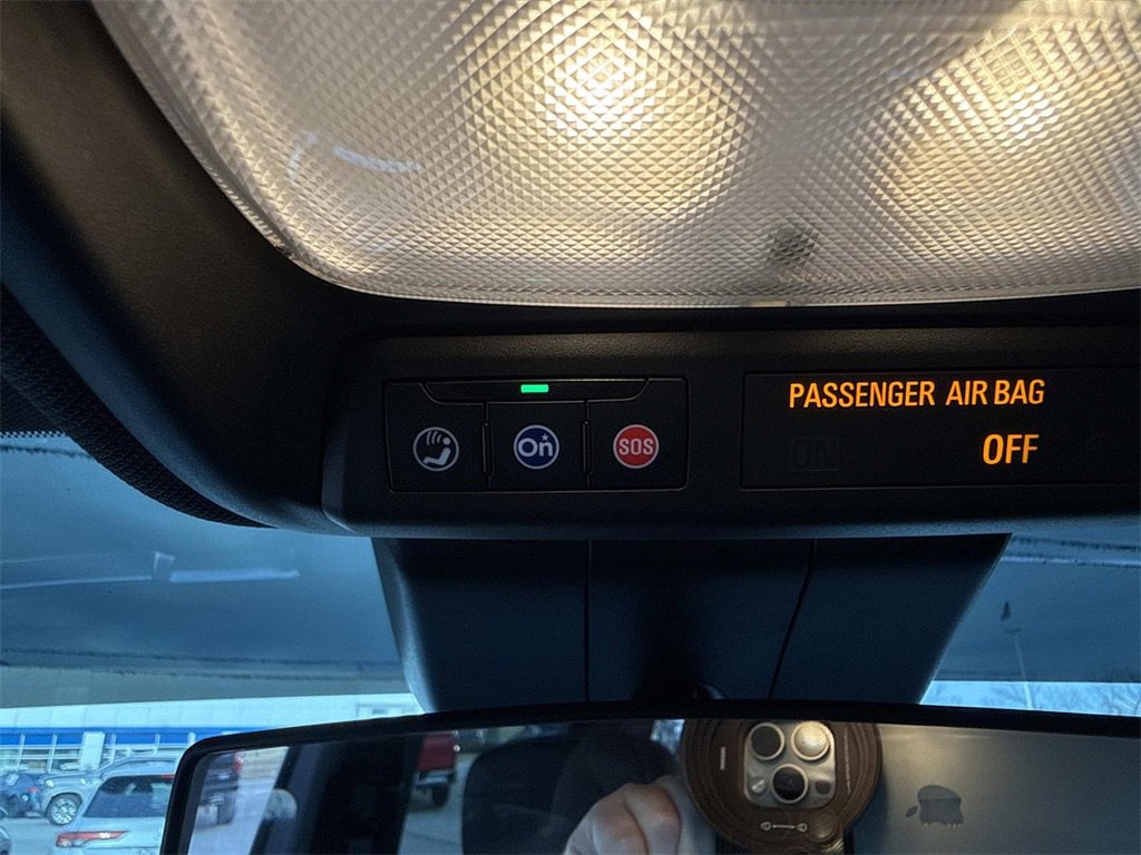 Used 2024 GMC Canyon Elevation image 22