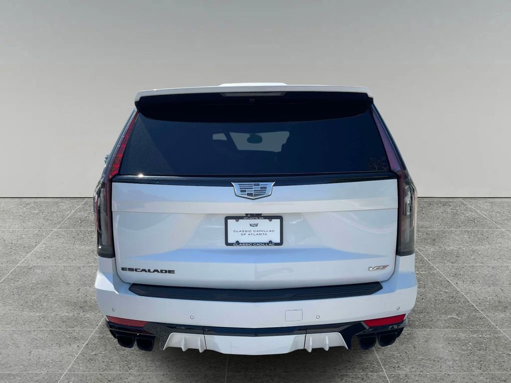 Used 2023 Cadillac Escalade ESV V w/ LPO, ONYX Package AWD/4WD image 4