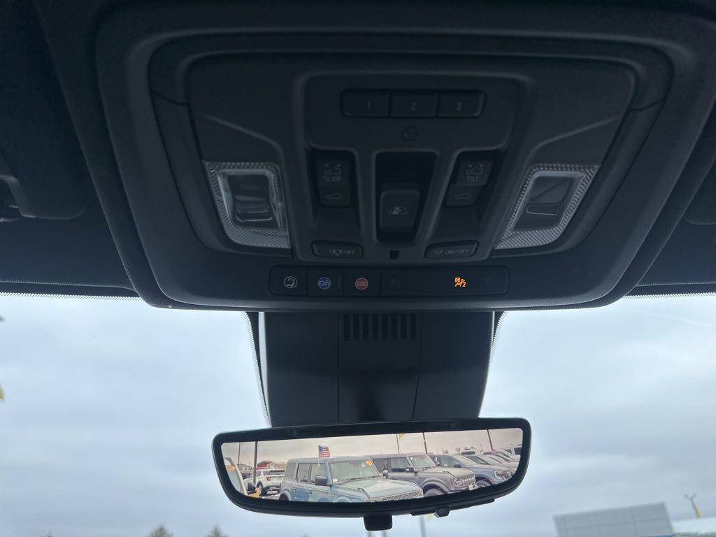 Used 2024 Chevrolet Silverado 1500 High Country image 49