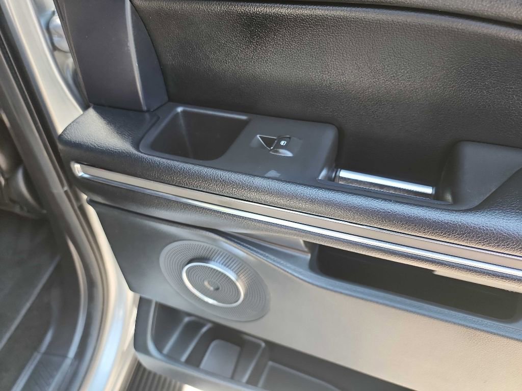 Used 2020 Ford Expedition XLT w/ Equipment Group 202A image 39