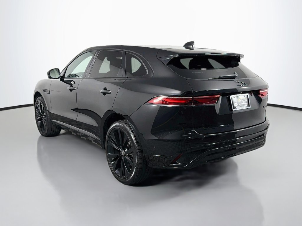 Used 2026 Jaguar F-PACE R-Dynamic S AWD/4WD image 7