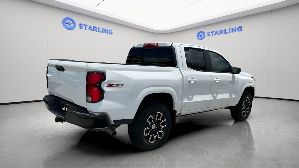 Used 2023 Chevrolet Colorado Z71 w/ Z71 Convenience Package 2 AWD/4WD image 9