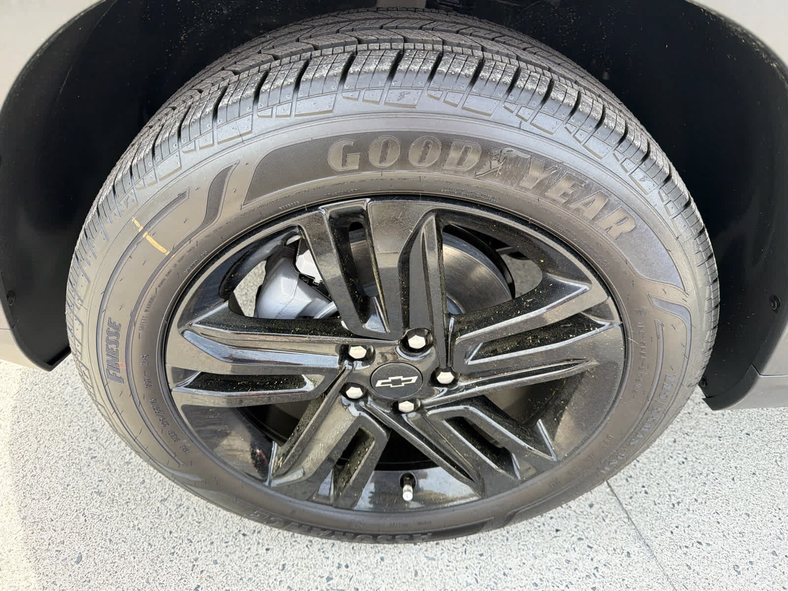New 2026 Chevrolet Trax ACTIV w/ Sunroof Package FWD image 4