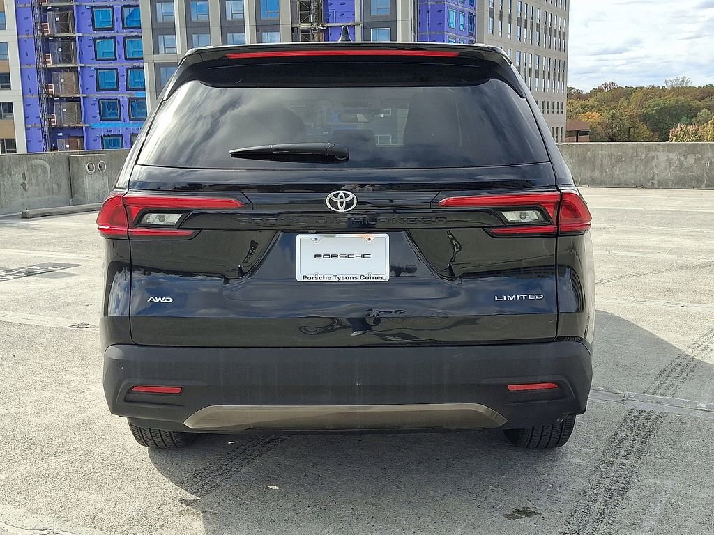 Used 2024 Toyota Grand Highlander XLE image 9