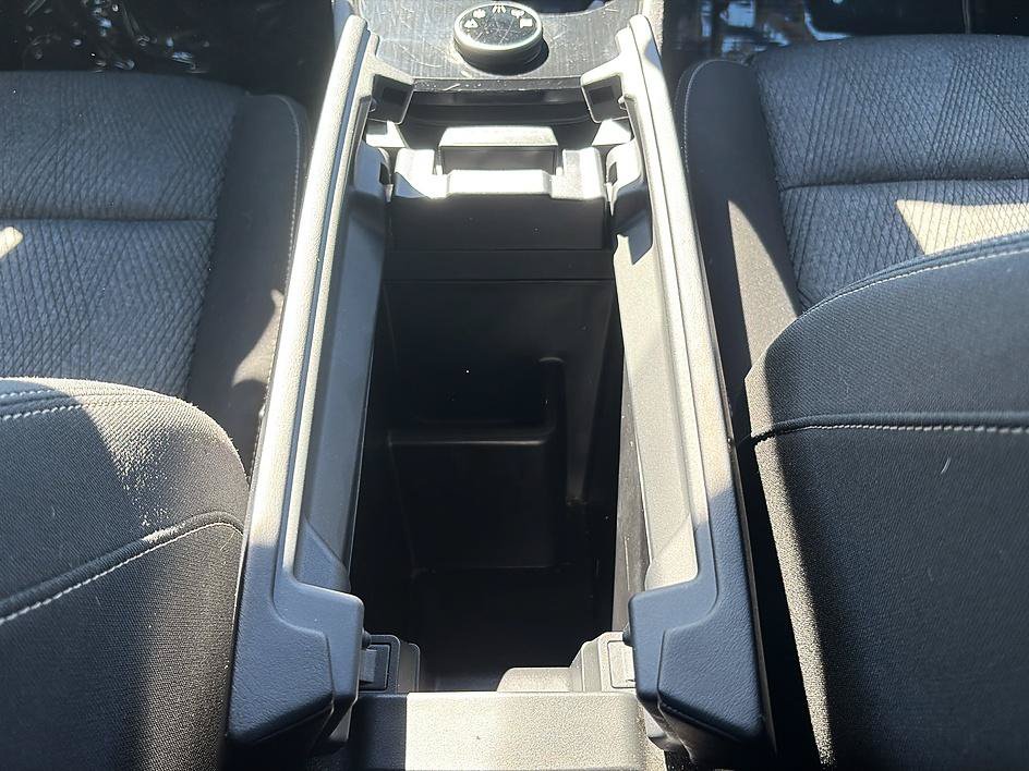 Certified 2025 Nissan Rogue SV AWD/4WD image 34