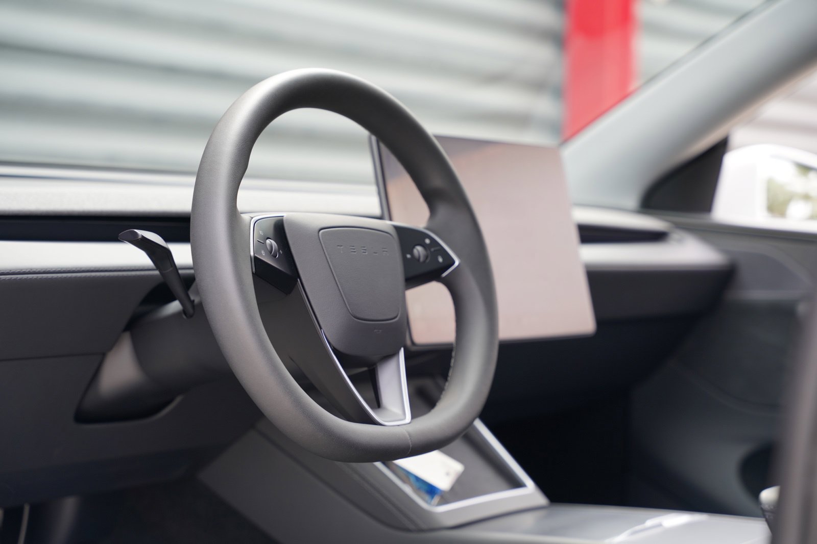 Used 2026 Tesla Model Y Long Range RWD image 15
