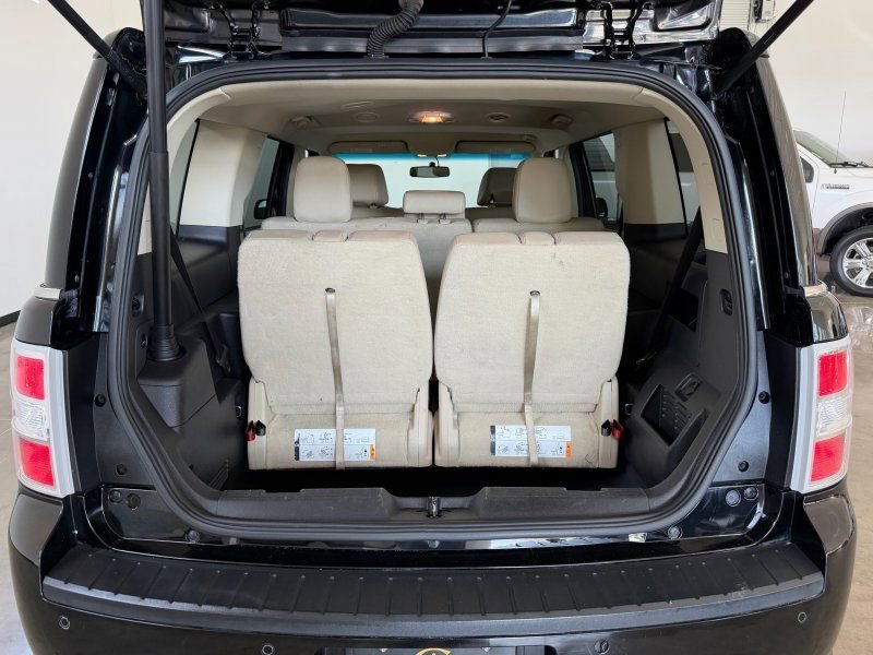 Used 2018 Ford Flex SEL w/ Equipment Group 202A FWD image 12