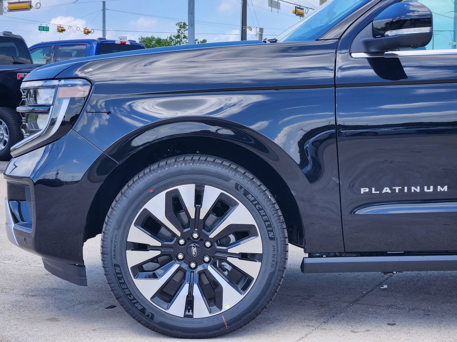 New 2026 Ford Expedition Max Platinum w/ Driver's Package AWD/4WD image 9