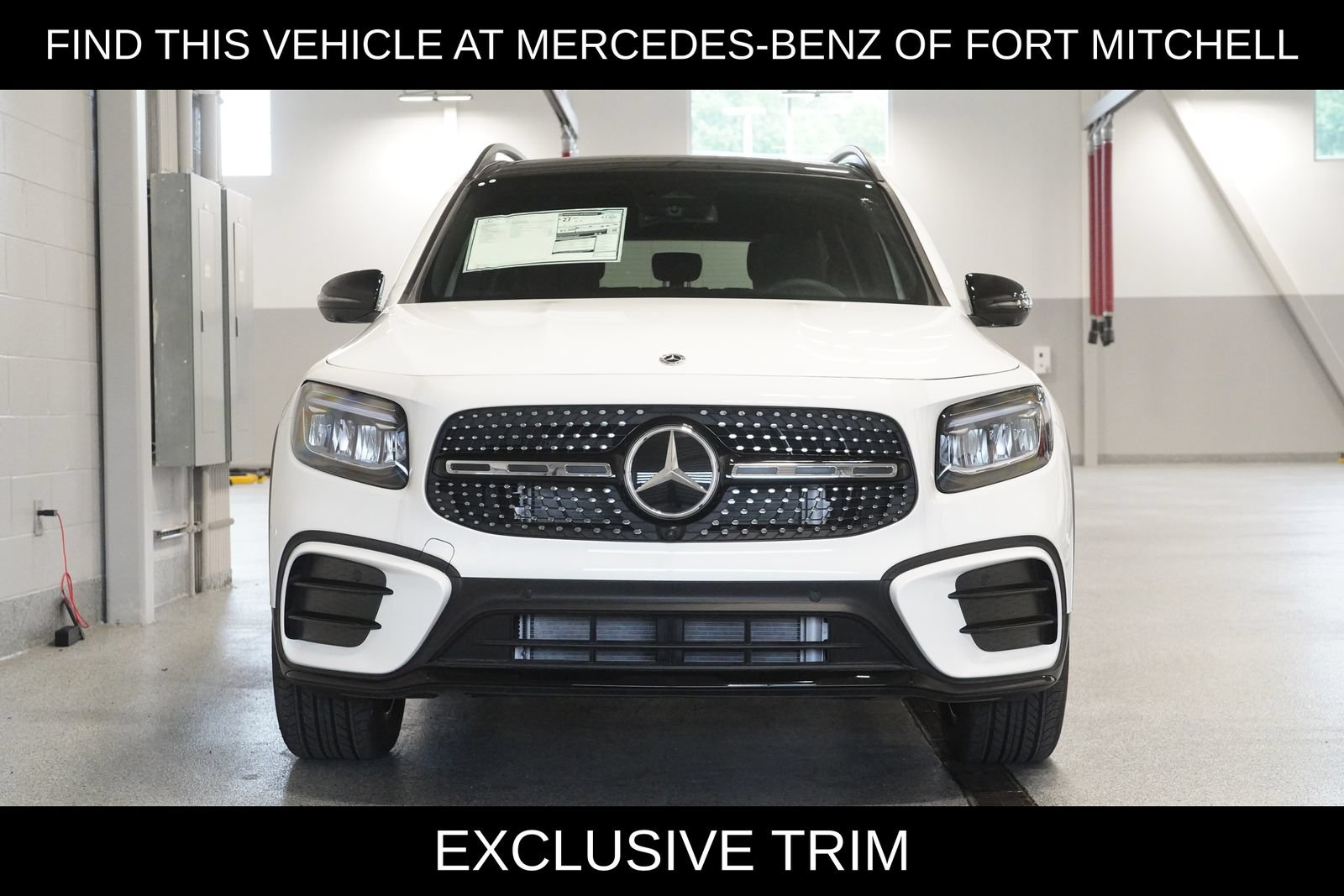 New 2026 Mercedes-Benz GLB 250 4MATIC image 2