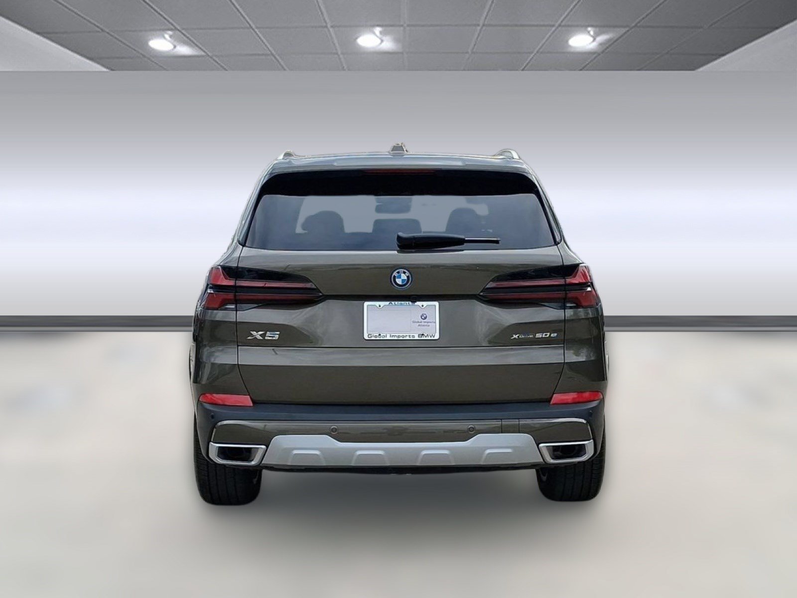 Used 2026 BMW X5 xDrive50e w/ Executive Package AWD/4WD image 9