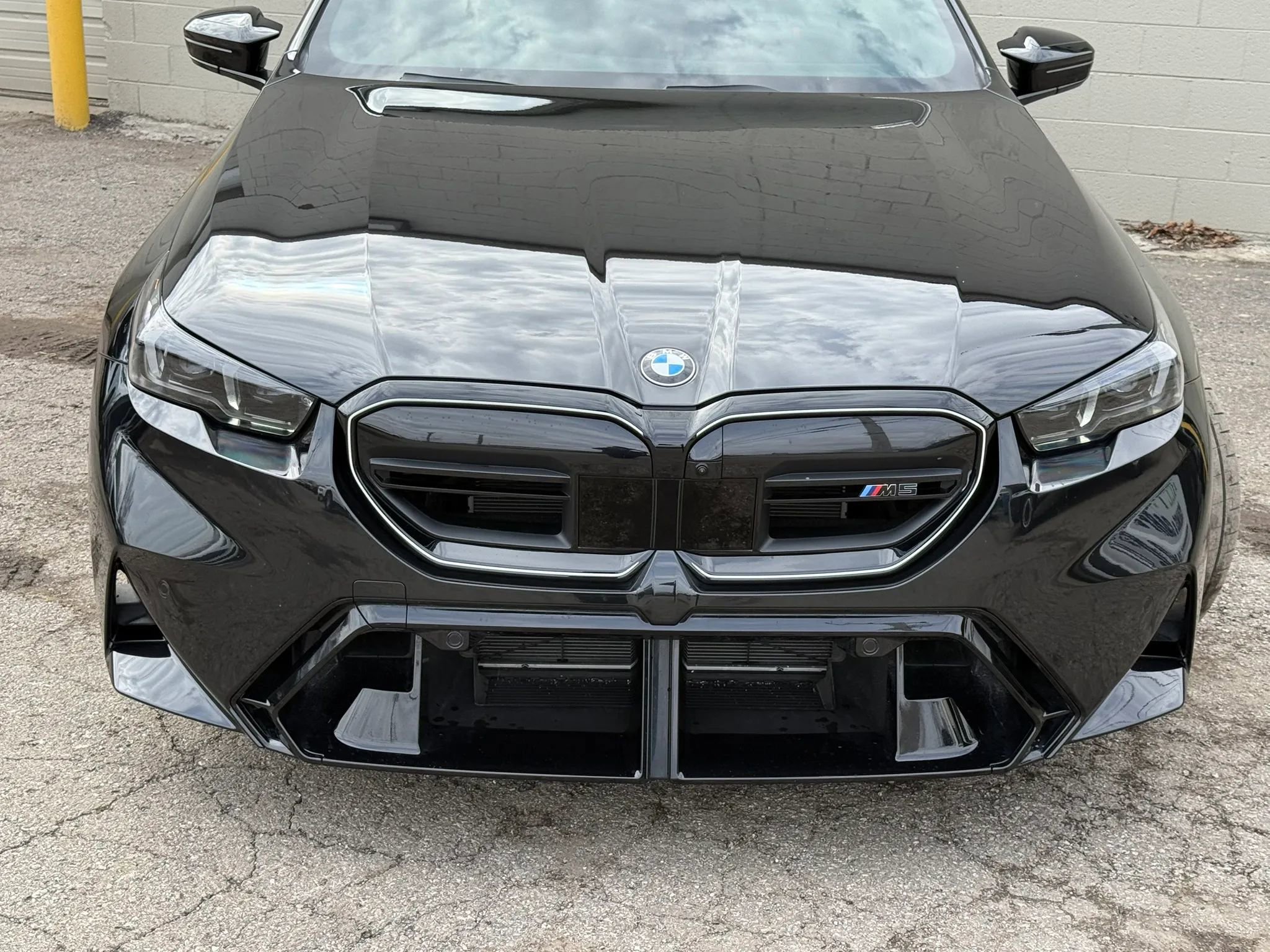 Used 2025 BMW M5 Sedan 4D w/ Executive Package image 32