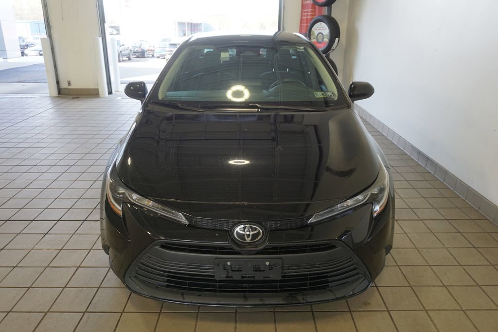 Used 2023 Toyota Corolla LE FWD image 11