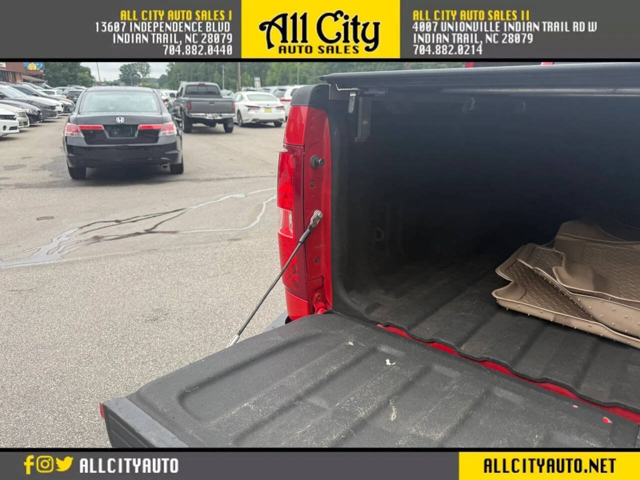 Used 2011 Chevrolet Silverado 1500 LTZ w/ LTZ Plus Package AWD/4WD image 38