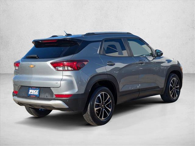 Used 2025 Chevrolet TrailBlazer LT w/ LT Cold Weather Package image 5