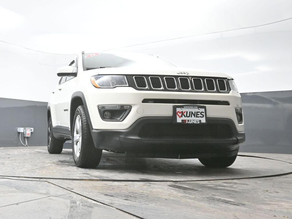 Used 2019 Jeep Compass Latitude w/ Cold Weather Group image 50