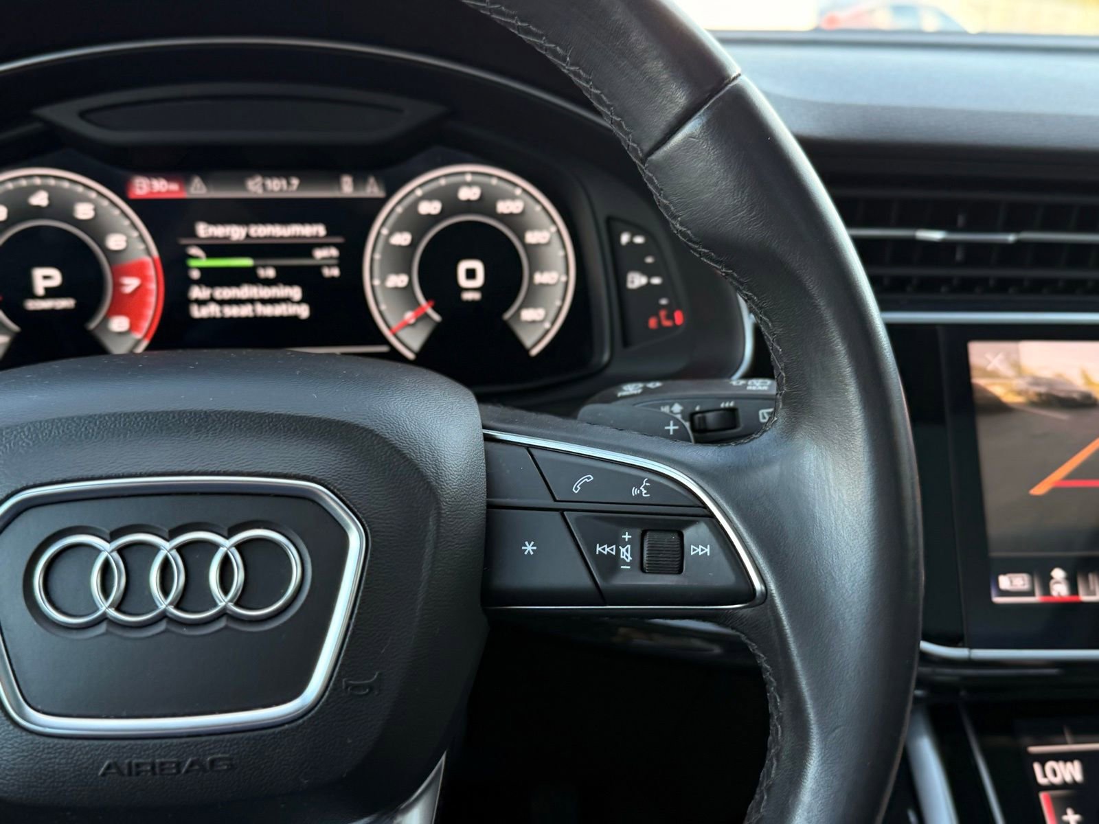 Used 2021 Audi Q7 3.0T Premium Plus image 39