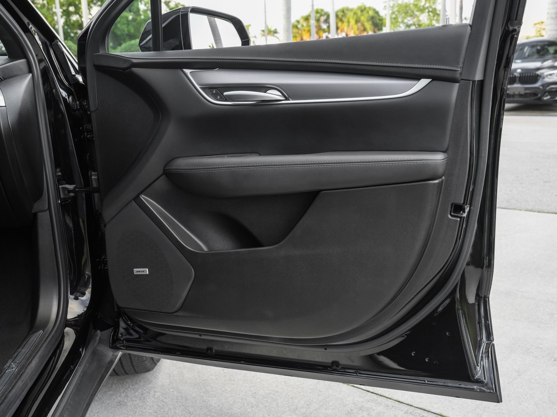 Used 2025 Cadillac XT5 Luxury FWD image 40
