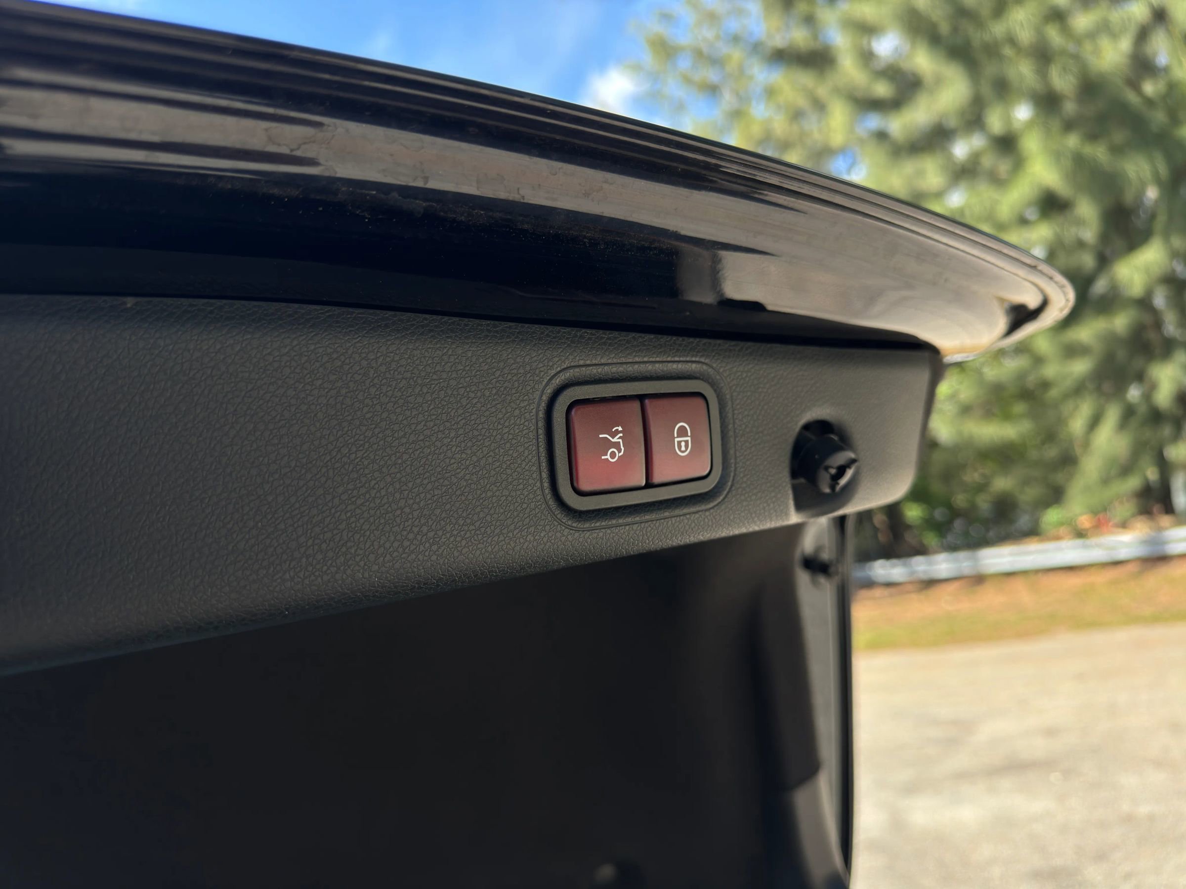 Used 2022 Mercedes-Benz E 450 4MATIC Sedan image 35