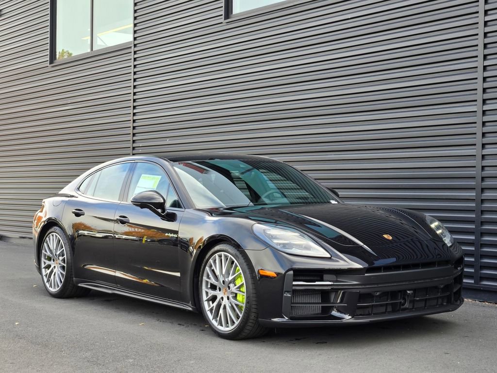 New 2026 Porsche Panamera 4 image 9