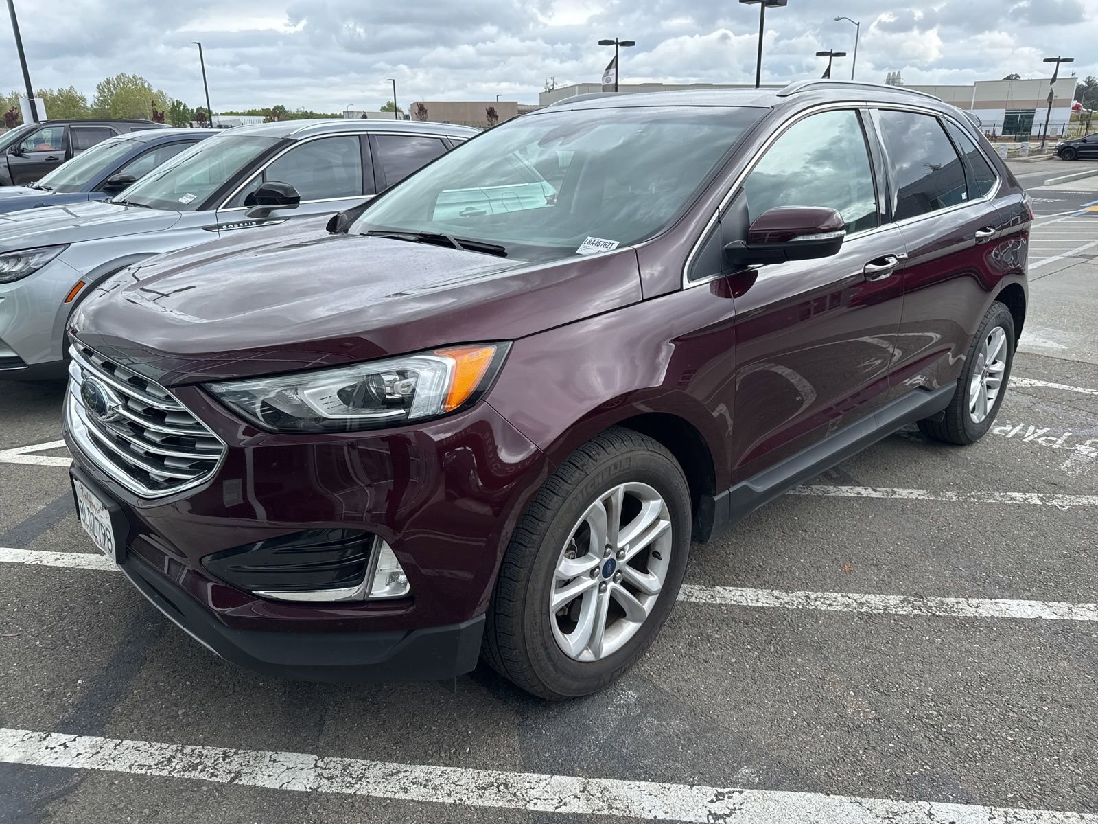 Used 2020 Ford Edge SEL image 1