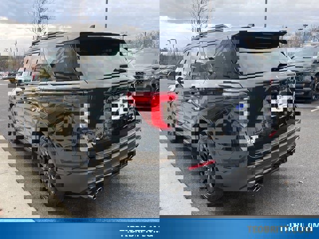 Used 2022 Ford Explorer ST w/ Equipment Group 401A image 6