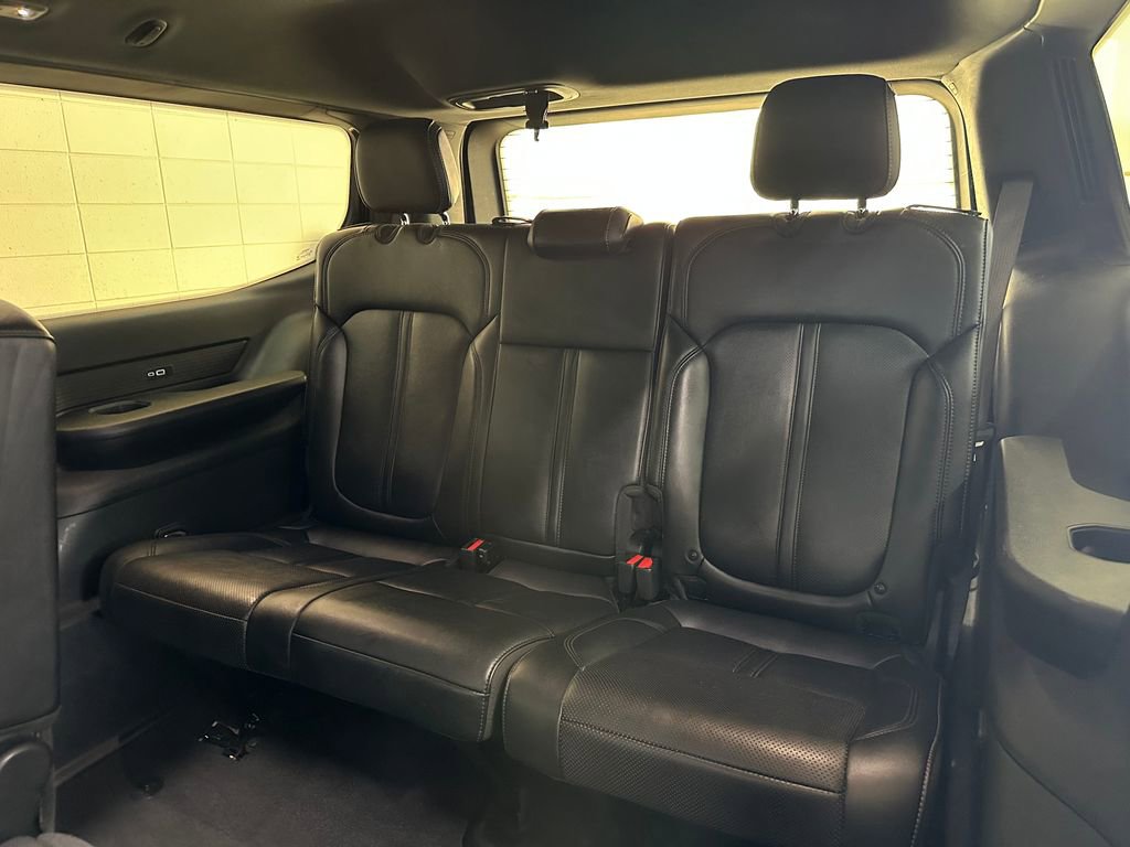 Certified 2024 Jeep Wagoneer Series II w/ Flexible Seating Group AWD/4WD image 40