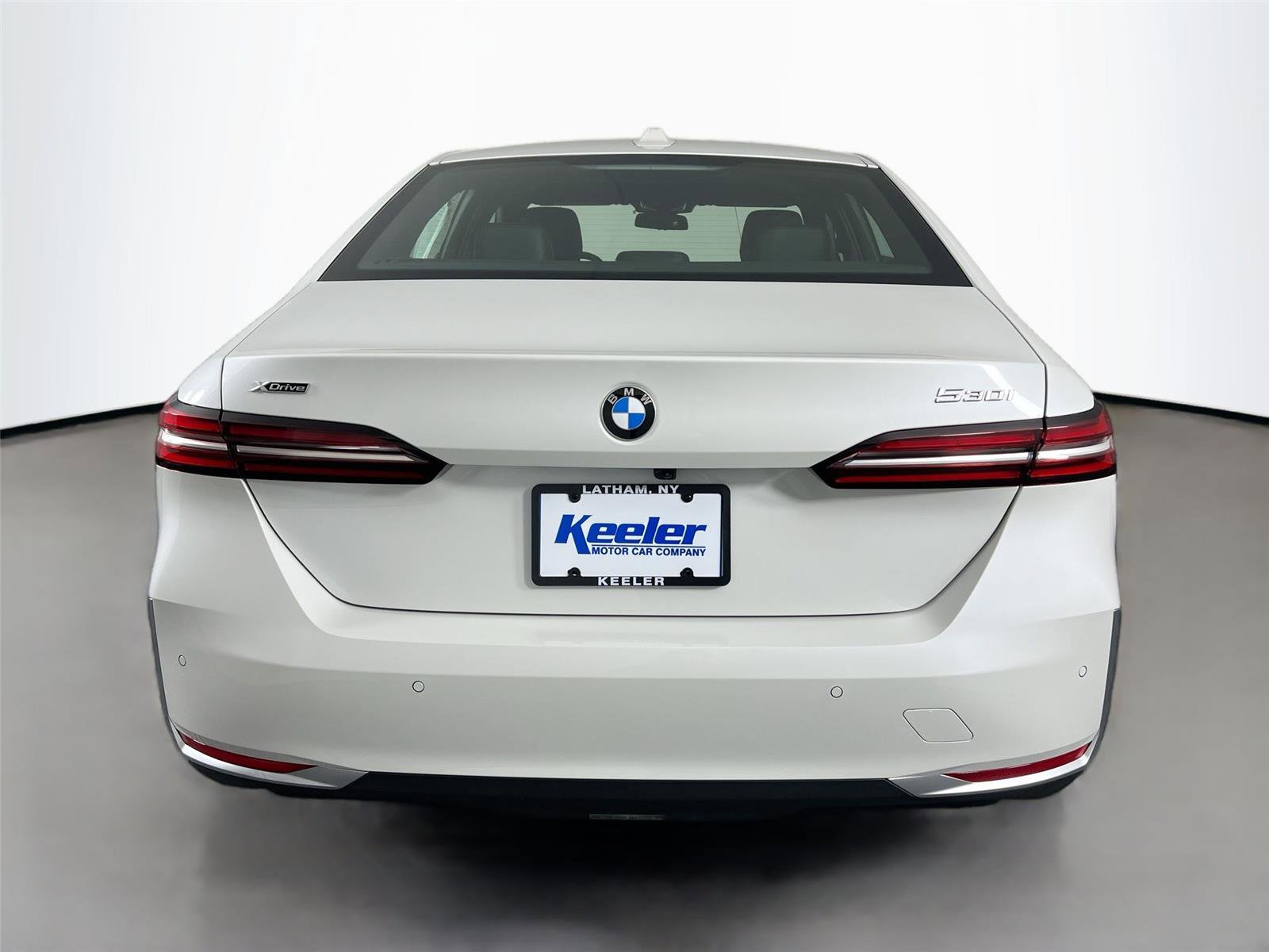 Certified 2026 BMW 530i xDrive w/ Premium Package image 5