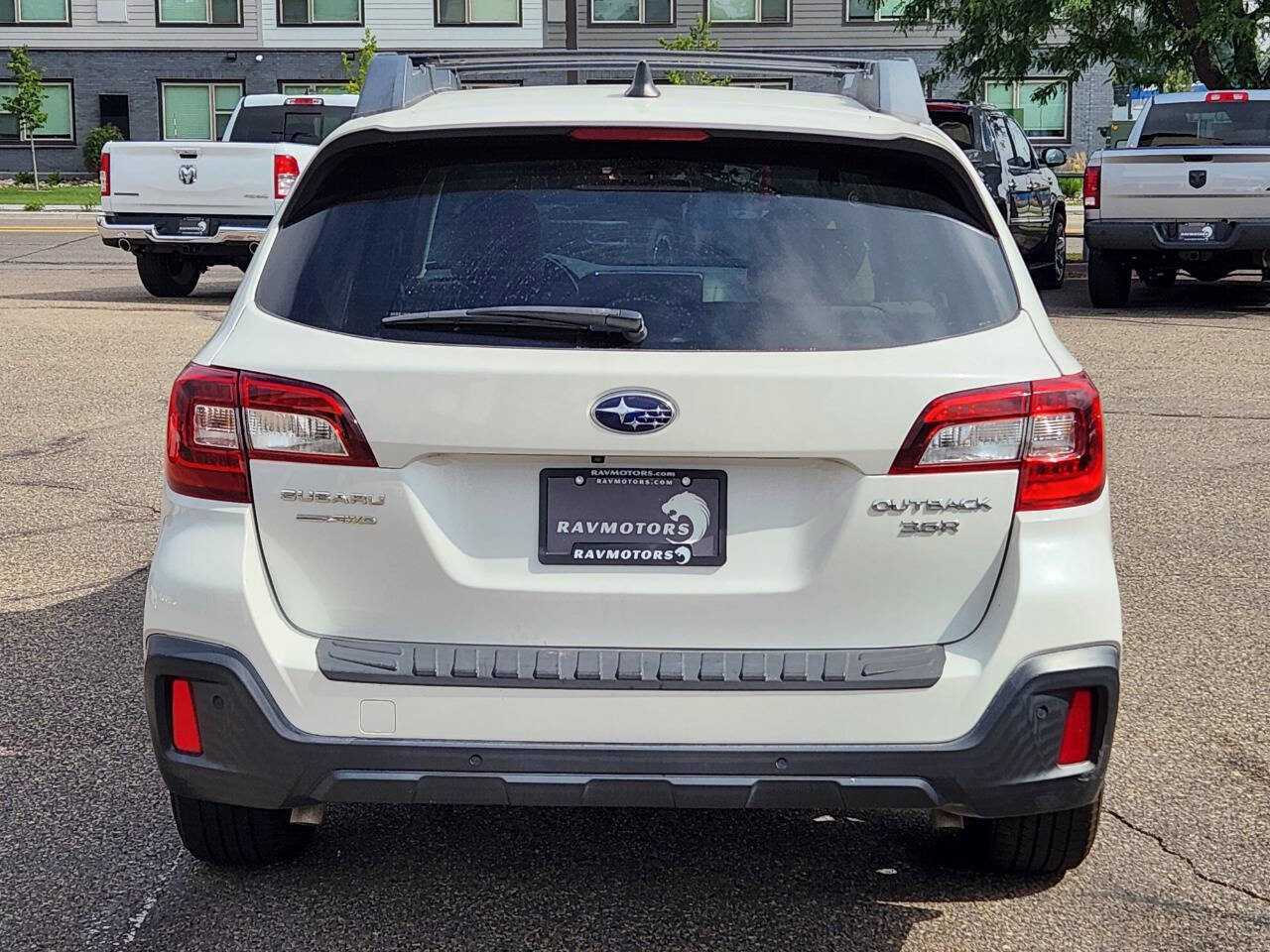 Used 2018 Subaru Outback 3.6R Limited image 9
