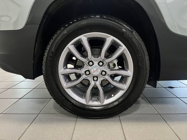 Certified 2023 GMC Terrain SLT w/ Infotainment Package II image 9