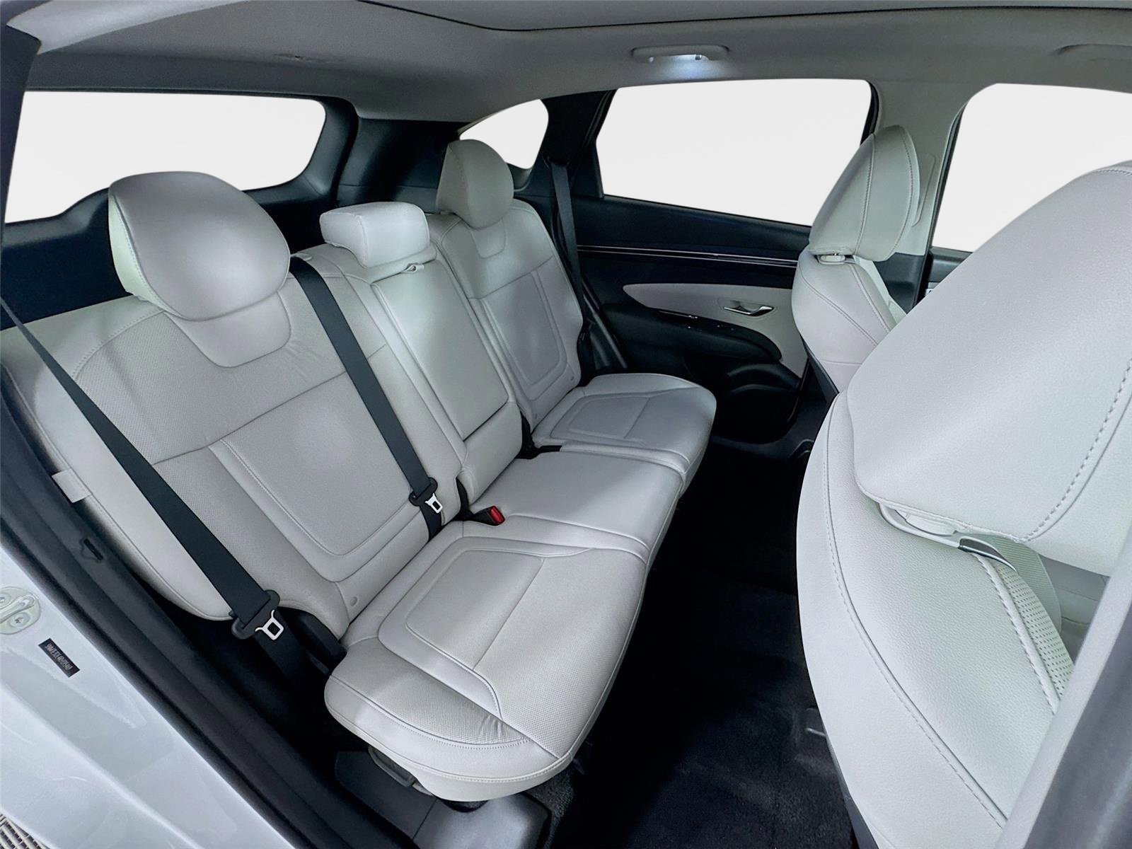 Certified 2024 Hyundai Tucson Limited FWD image 29
