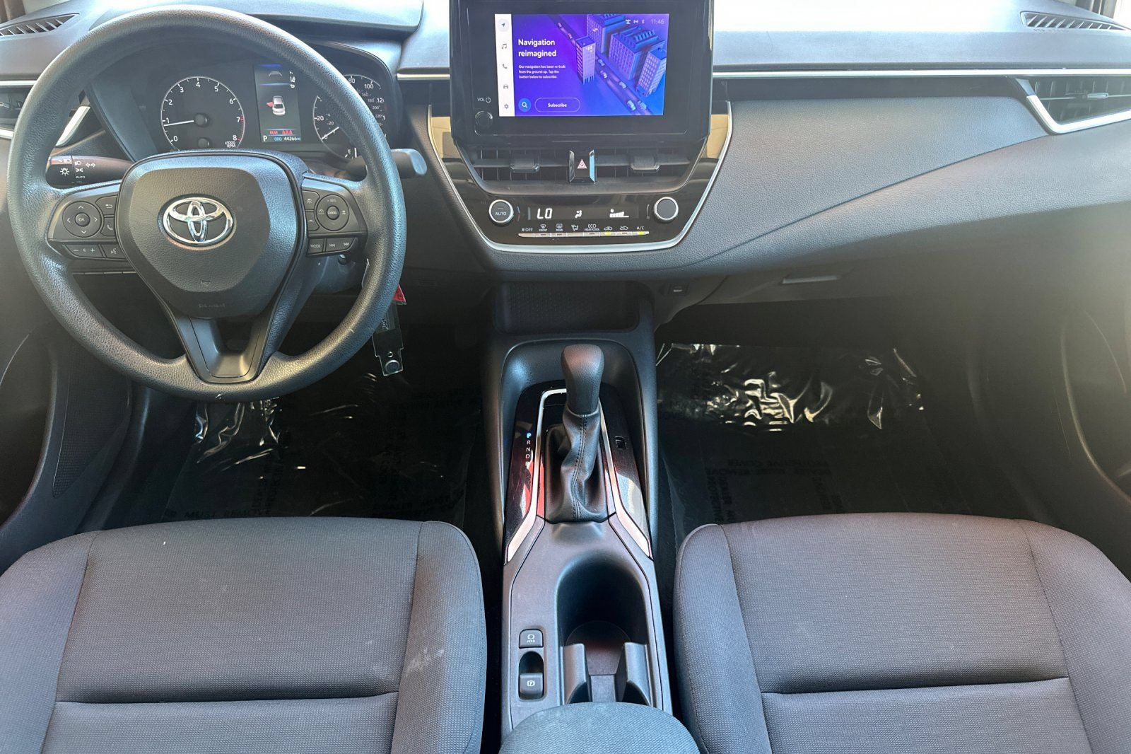 Certified 2024 Toyota Corolla LE FWD image 17
