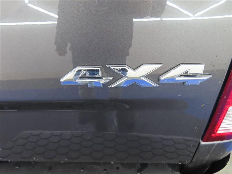 Used 2024 RAM 1500 Classic SLT AWD/4WD image 13