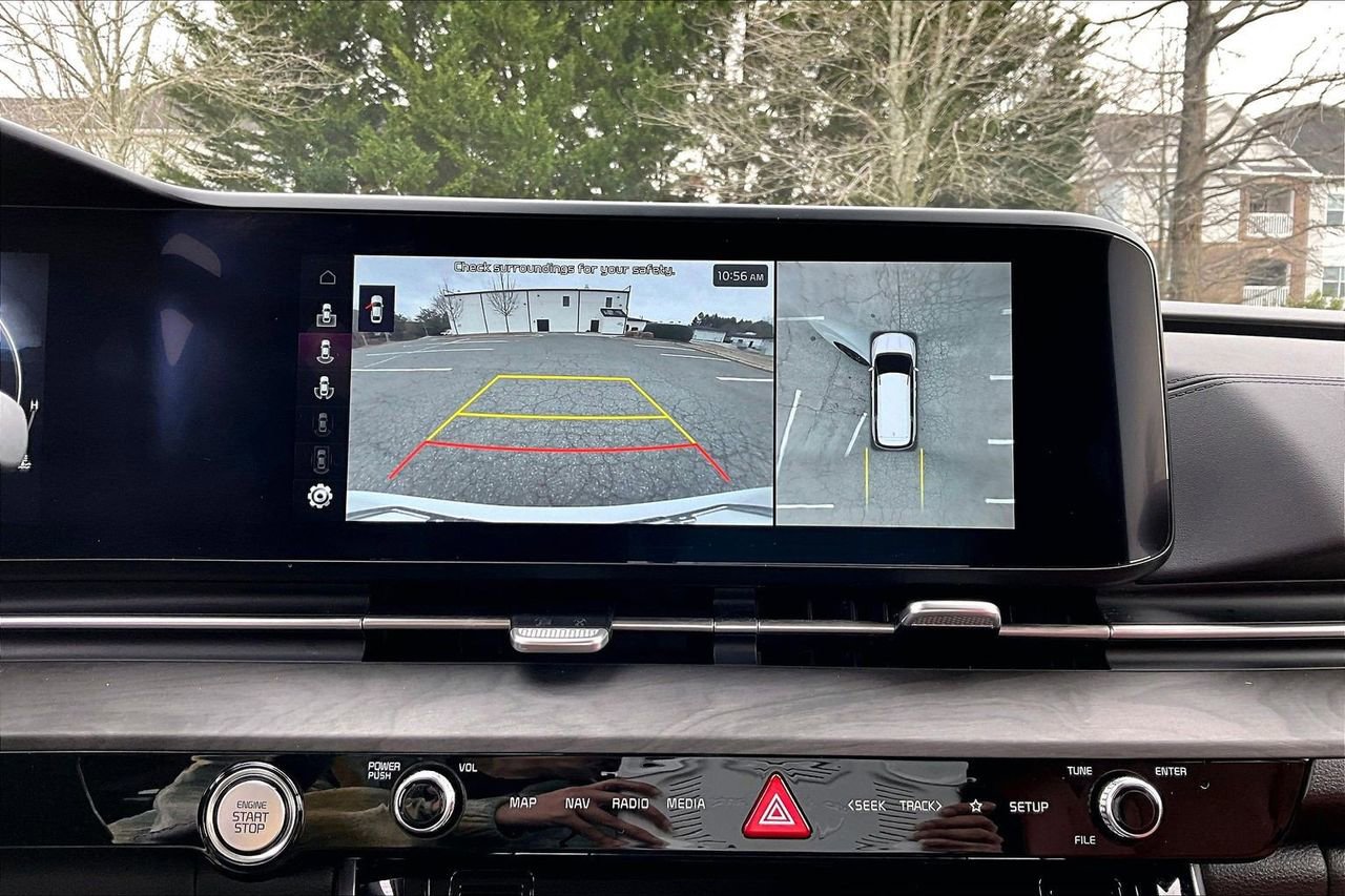 Used 2024 Kia Carnival SX image 14