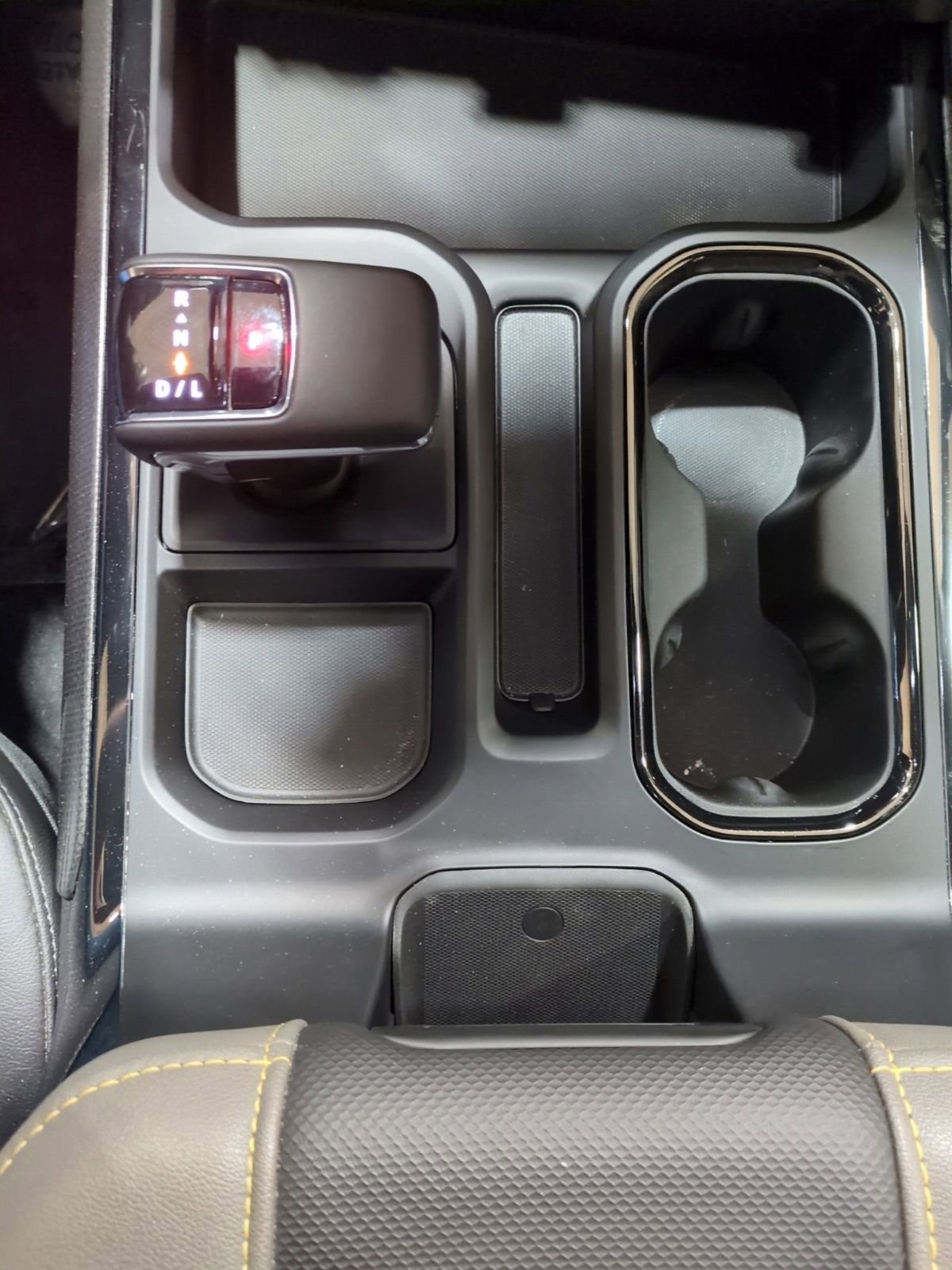 Used 2023 Chevrolet Silverado 1500 ZR2 w/ Technology Package AWD/4WD image 24