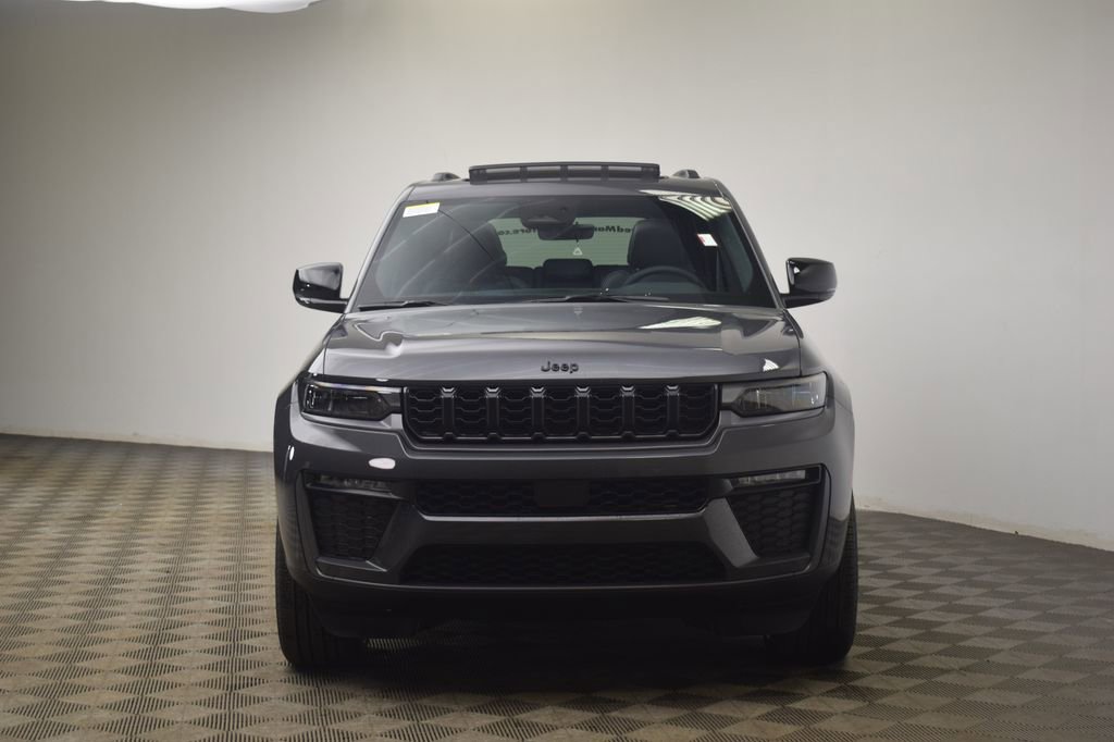 New 2026 Jeep Grand Cherokee Limited image 2