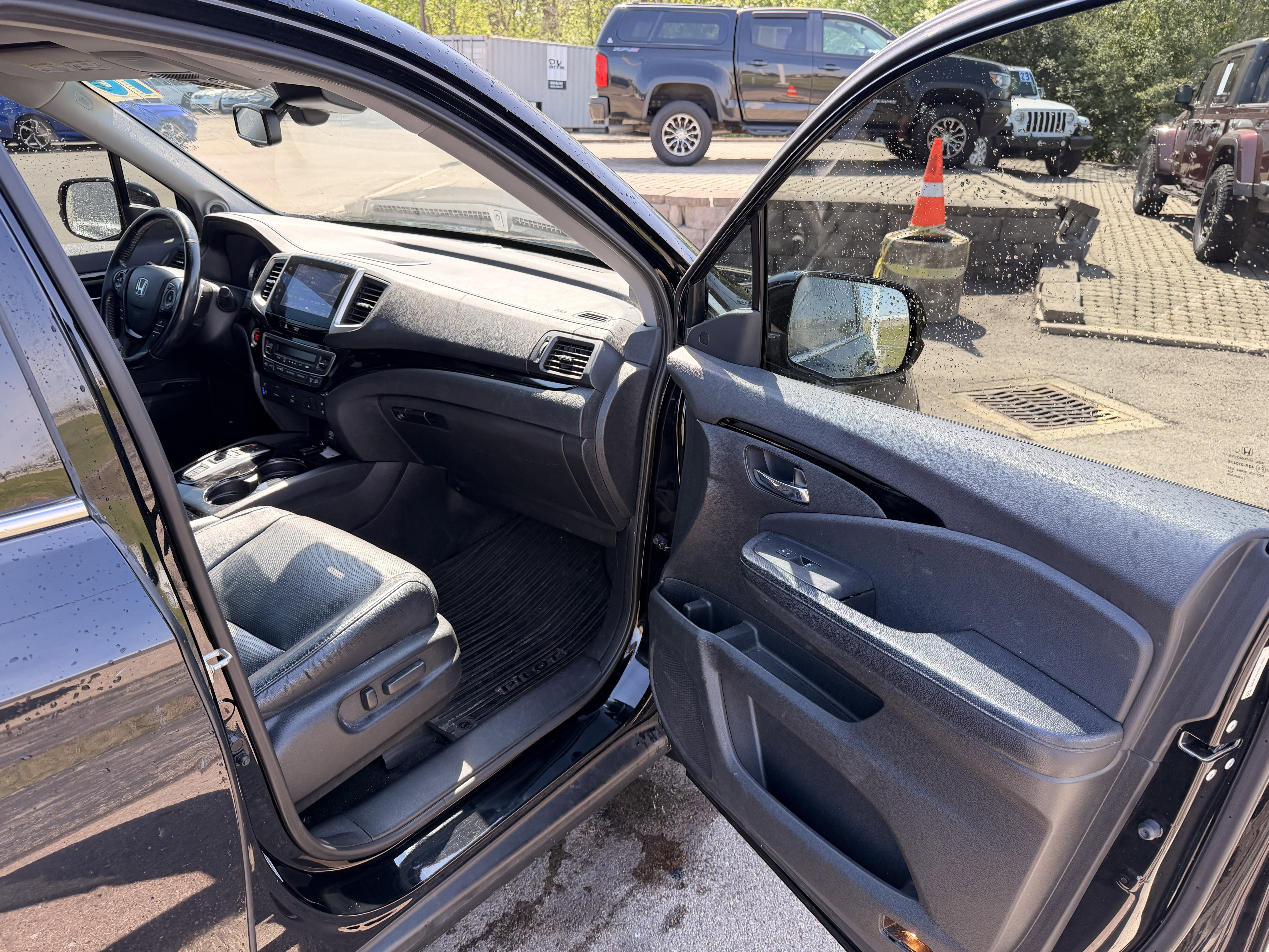 Used 2016 Honda Pilot Elite image 15