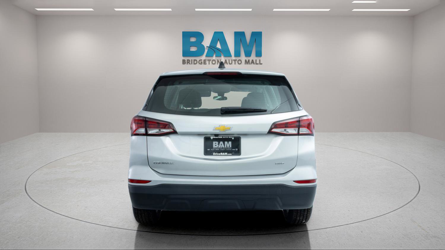 Used 2022 Chevrolet Equinox LS image 6