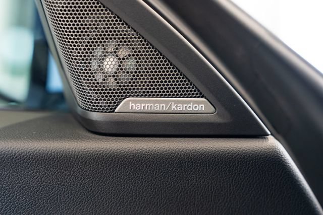 Used 2025 BMW M2 w/ Lighting Package RWD image 21