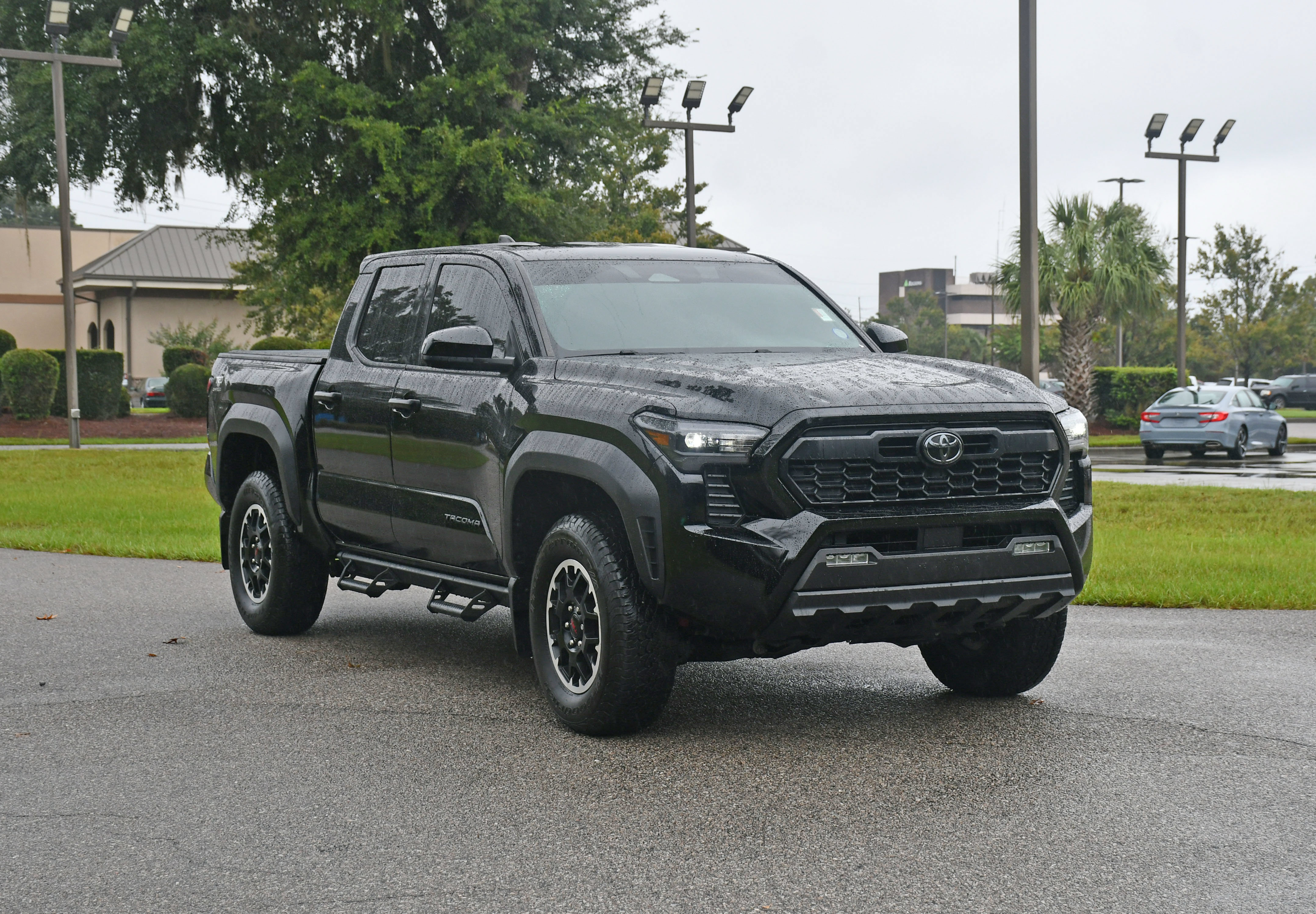 Used 2025 Toyota Tacoma TRD Off-Road AWD/4WD image 6