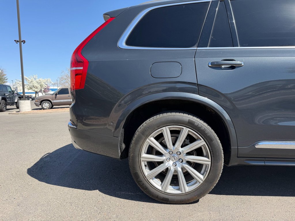 Used 2016 Volvo XC90 T6 Inscription w/ Vision Package image 6